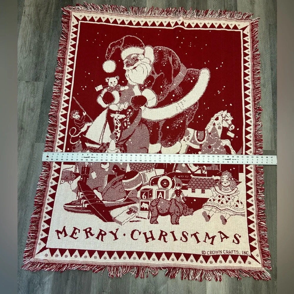 CROWN CRAFT Merry Christmas Santa Throw Blanket Vintage Fringed Red‎ Ivory 46x58
